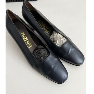 Salvatore Ferragamo Black Leather Square-Toe Mid Heel Pumps